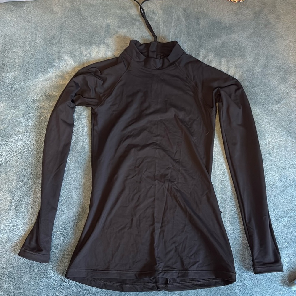 Athleta long sleeve rash guard